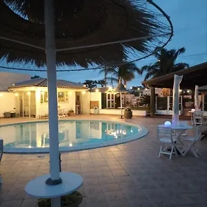 Con Piscina Casa vacanze Mazara del Vallo